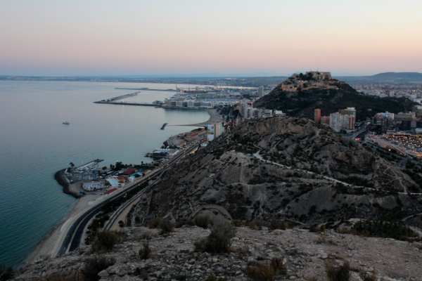 Alicante's Postiguet beach