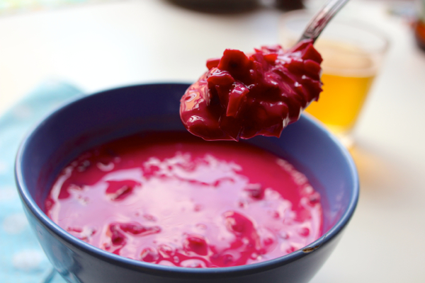 Vegan beetroot Chlodnik