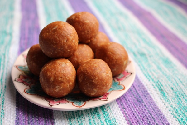 No-cook 15 minute peanut butter cookie batter bliss balls