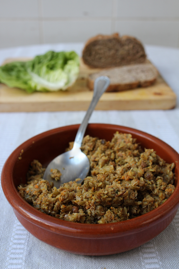 Sprouted lentils pureed into a protein-rich vegan spread